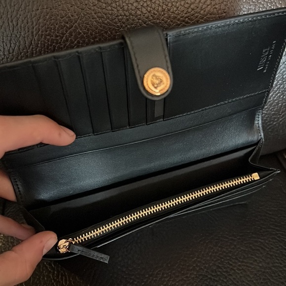 Versace unisex long bifold Medusa biggie logo calf leather wallet NEW - Picture 8 of 8